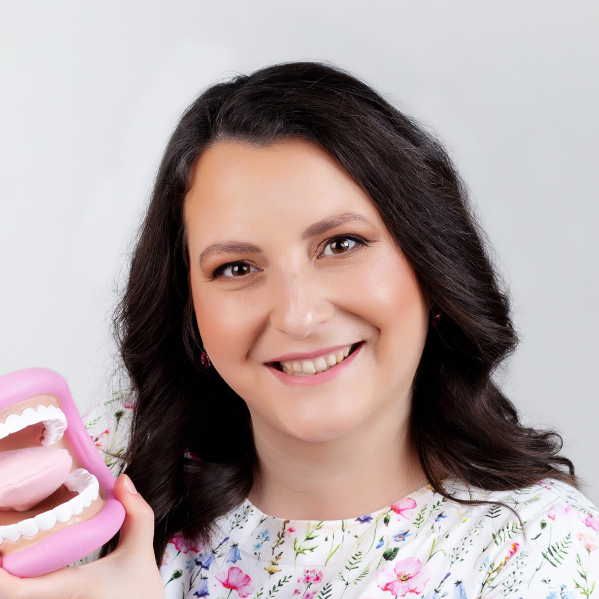 Mgr. Bc. Jana Mironova Tabachová, Ph.D.